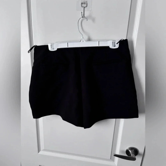 NWOT  | Zara | Black Petal Skort | Size XL - Picture 5 of 6